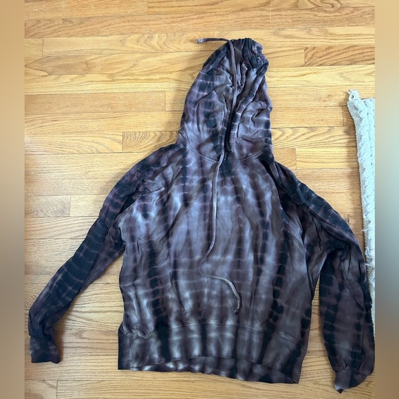 Young fabulous & Brooke purple tie die sweatsuit. Worn once size M - Picture 3 of 3